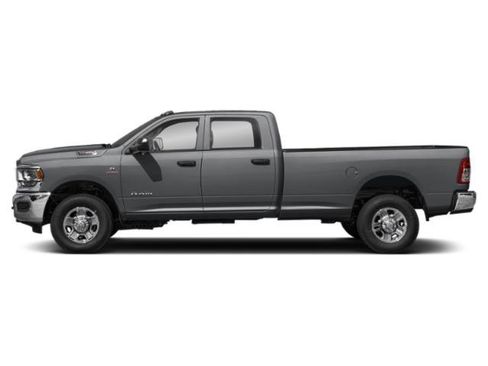 Used 2022 RAM 2500 Tradesman w/ Snow Chief Group AWD/4WD image 3