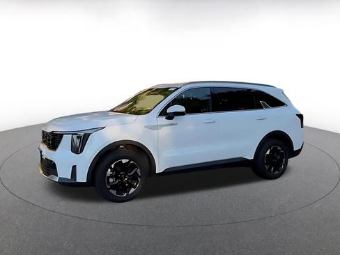 Used 2024 Kia Sorento S AWD/4WD image 7