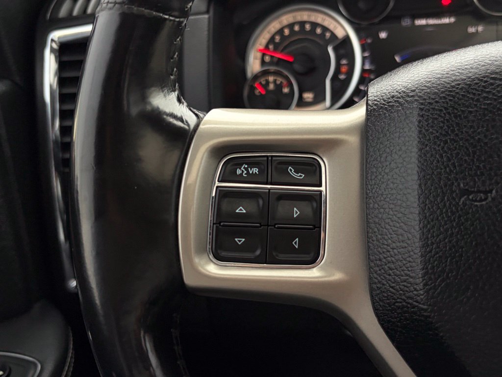 Used 2018 RAM 1500 Laramie w/ Convenience Group AWD/4WD image 34