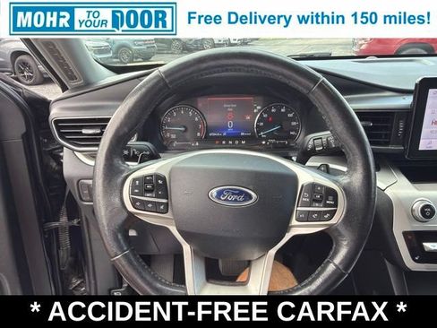Used 2021 Ford Explorer XLT w/ Equipment Group 202A AWD/4WD image 19