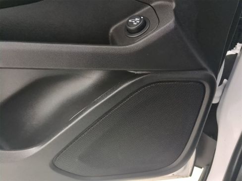 Used 2021 GMC Terrain SLT image 29