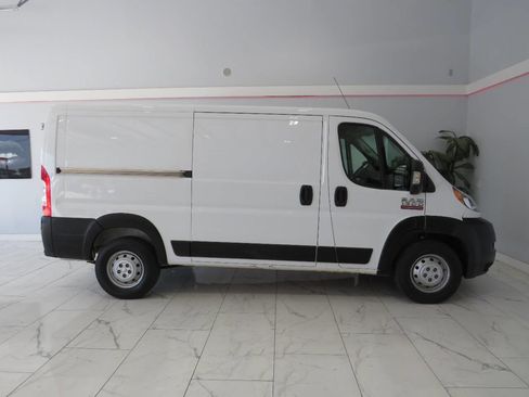 Used 2021 RAM ProMaster 1500 w/ Convenience Group image 3