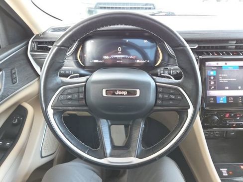 Used 2022 Jeep Grand Cherokee L Limited w/ Luxury Tech Group II image 61