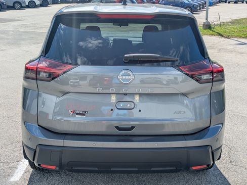 New 2026 Nissan Rogue S image 6