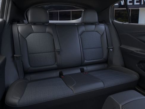 New 2026 Buick Envista Preferred FWD image 17