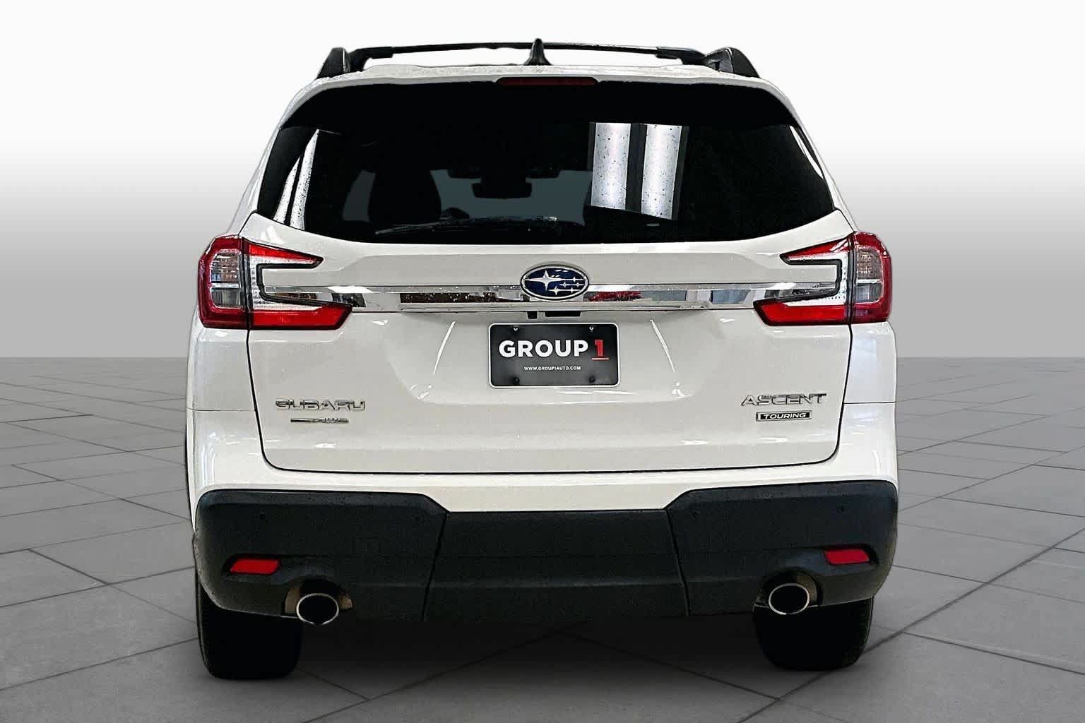 Used 2023 Subaru Ascent Touring AWD/4WD image 7