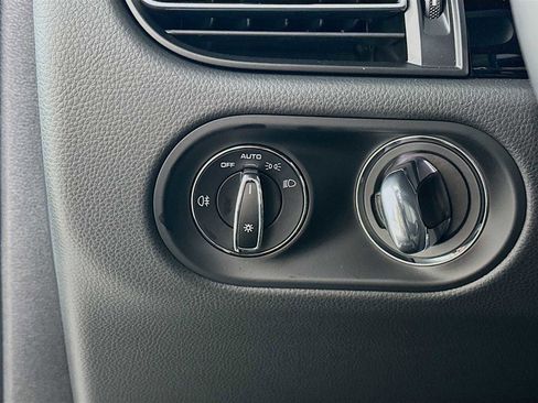 New 2026 Porsche Macan S image 13