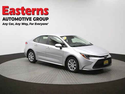 Used 2022 Toyota Corolla LE FWD image 47