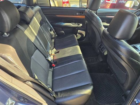 Used 2014 Subaru Outback 2.5i Limited image 4