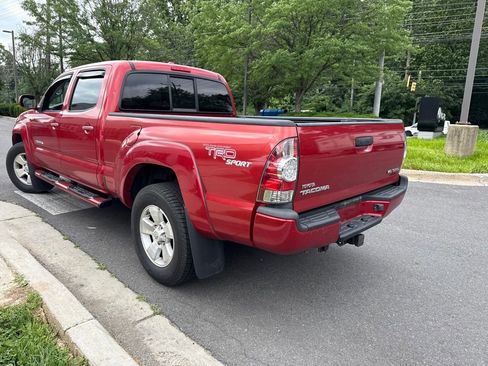 Used 2010 Toyota Tacoma 4x4 Double Cab V6 image 5