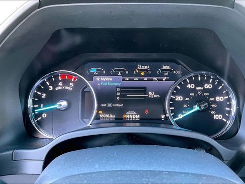 Used 2022 Ford F250 Platinum w/ FX4 Off-Road Package image 14