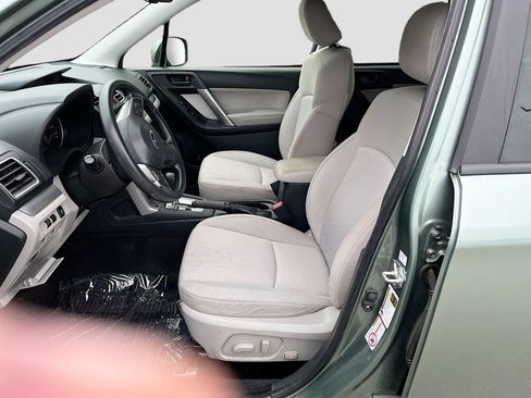 Used 2016 Subaru Forester 2.5i Premium w/ Popular Package #1 AWD/4WD image 19