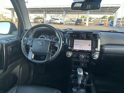 Used 2023 Toyota 4Runner TRD Off-Road Premium w/ Moonroof Package AWD/4WD image 17