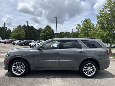 Used 2024 Dodge Durango GT AWD/4WD image 4