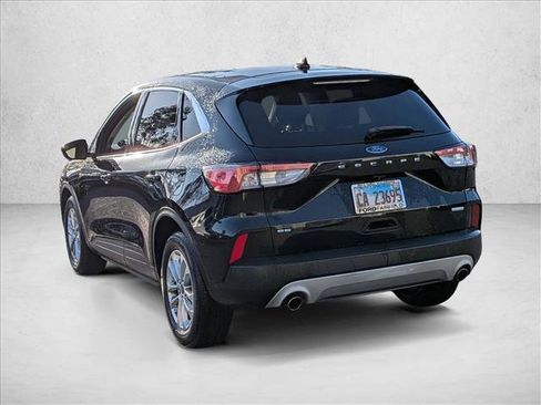 Used 2020 Ford Escape SE image 7