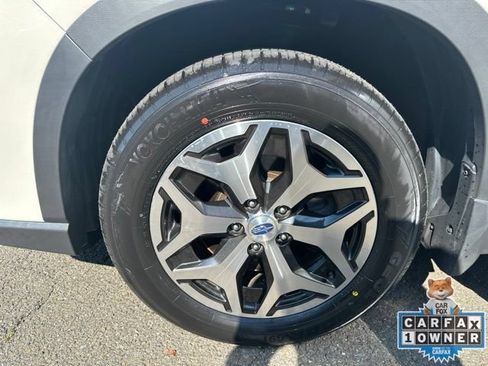 Certified 2023 Subaru Forester Premium AWD/4WD image 33