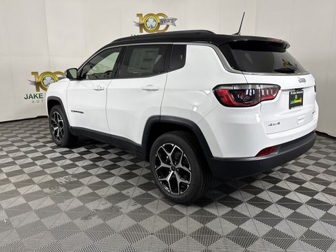 New 2026 Jeep Compass Limited image 5