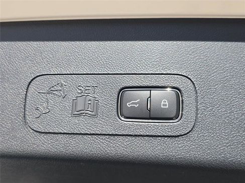 New 2026 Lincoln Aviator Reserve image 10