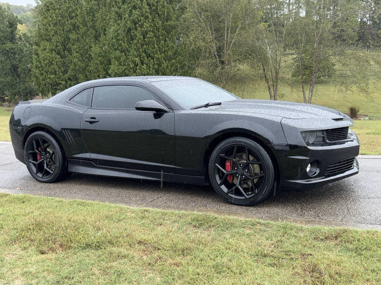 Used 2010 Chevrolet Camaro SS RWD image 14