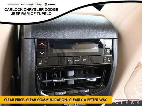 New 2025 Jeep Grand Cherokee L Limited w/ Luxury Tech Group II image 36