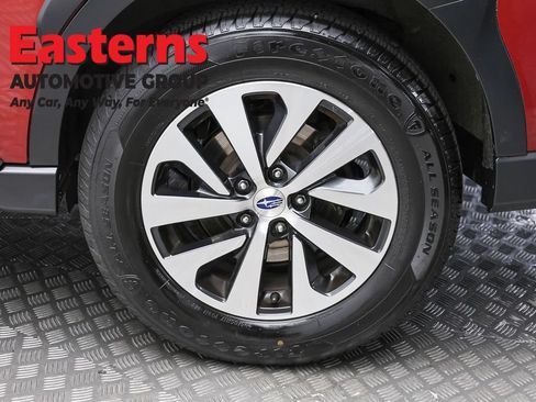Used 2023 Subaru Outback Premium AWD/4WD image 8