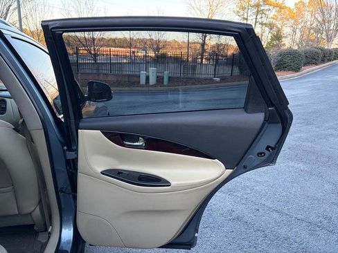 Used 2016 INFINITI QX50 2WD w/ Premium Plus Package image 35