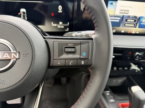 New 2026 Nissan Kicks SR w/ Cold Weather Package image 18