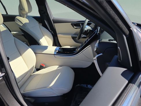 New 2026 Mercedes-Benz C 300 Sedan image 12