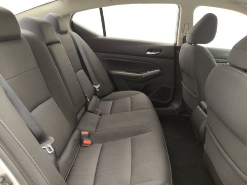 Used 2020 Nissan Altima 2.5 S AWD/4WD image 19