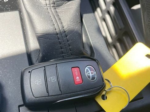 Used 2025 Toyota Tacoma TRD Sport AWD/4WD image 13