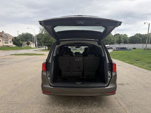 Used 2018 Honda Odyssey Touring image 8
