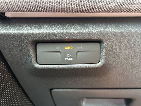 New 2026 Volkswagen Tiguan S image 29