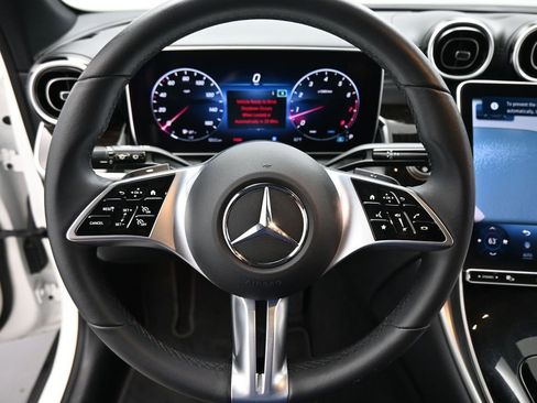 Used 2024 Mercedes-Benz GLC 300 image 11