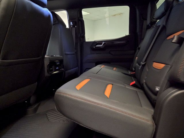 New 2026 GMC Sierra 1500 AT4 w/ AT4 Premium Package AWD/4WD image 14