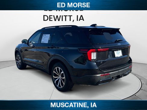 Used 2025 Ford Explorer ST-Line AWD/4WD image 3