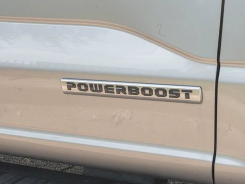 Used 2021 Ford F150 Lariat w/ Equipment Group 502A High AWD/4WD image 7