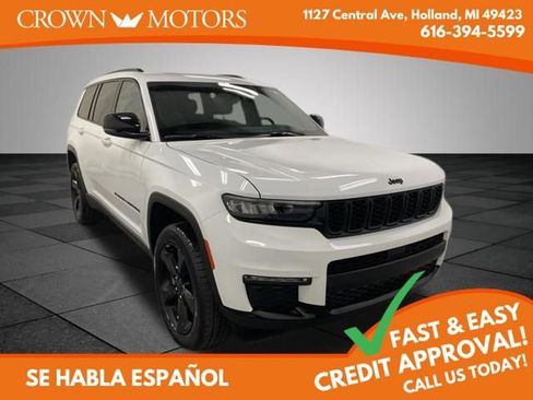 Used 2024 Jeep Grand Cherokee L Limited w/ Black Appearance Package AWD/4WD image 1