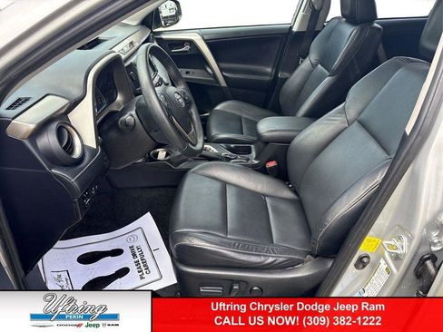 Used 2015 Toyota RAV4 Limited AWD/4WD image 5