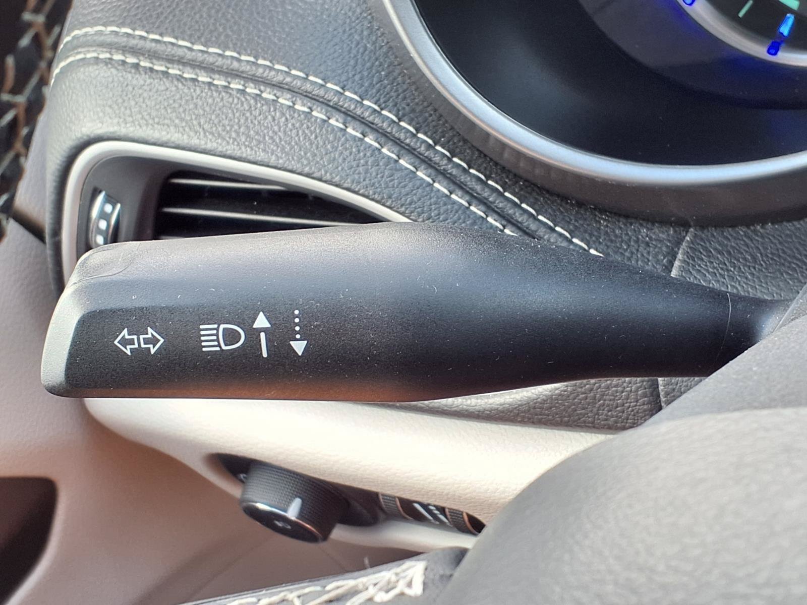Used 2024 Chrysler Pacifica Limited FWD image 20