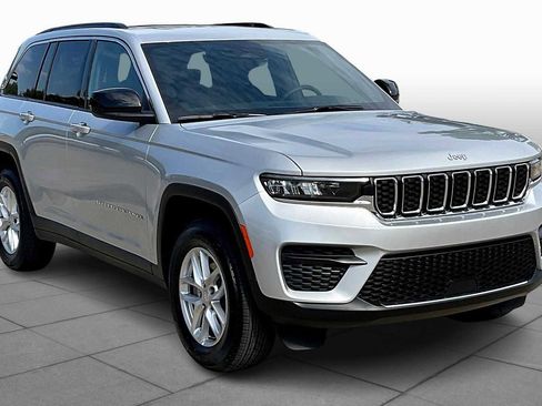 New 2025 Jeep Grand Cherokee Laredo X w/ Luxury Tech Group I image 2