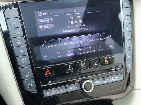 Used 2022 INFINITI QX50 Essential image 5