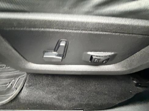 Used 2017 RAM 1500 Big Horn image 17