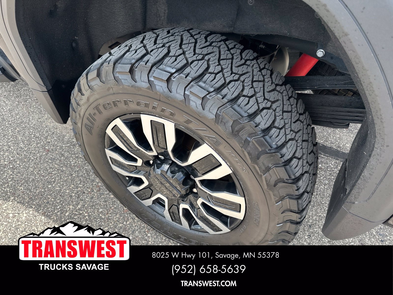 Used 2024 GMC Sierra 3500 Denali Ultimate AWD/4WD image 15