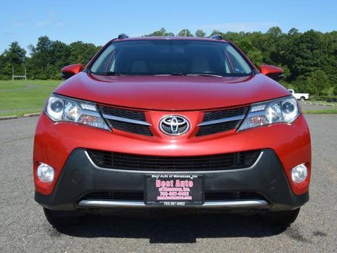 Used 2014 Toyota RAV4 XLE AWD/4WD image 2