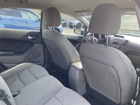 Used 2015 Kia Forte LX FWD image 20