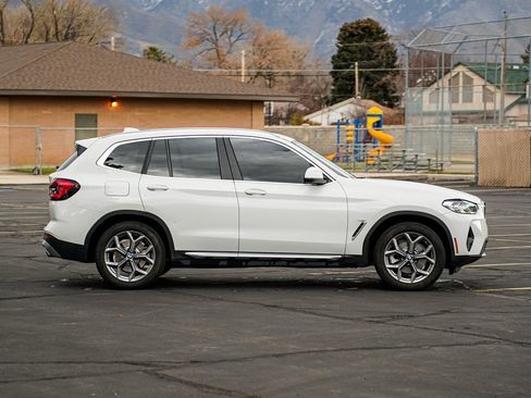 Used 2022 BMW X3 xDrive30i w/ Premium Package 2 image 4