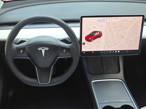Used 2023 Tesla Model Y Long Range AWD/4WD image 10
