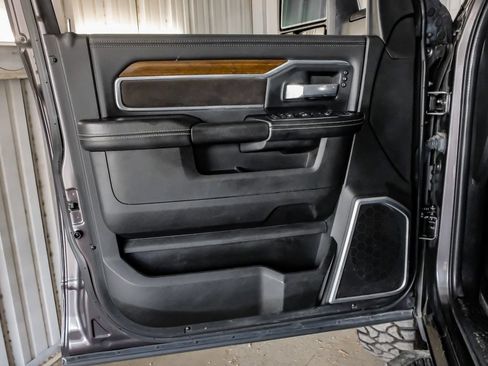 Used 2023 RAM 2500 Laramie AWD/4WD image 42