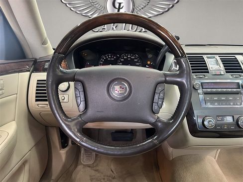 Used 2011 Cadillac DTS Luxury image 6