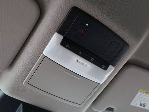 Certified 2023 Nissan Rogue SV AWD/4WD image 15